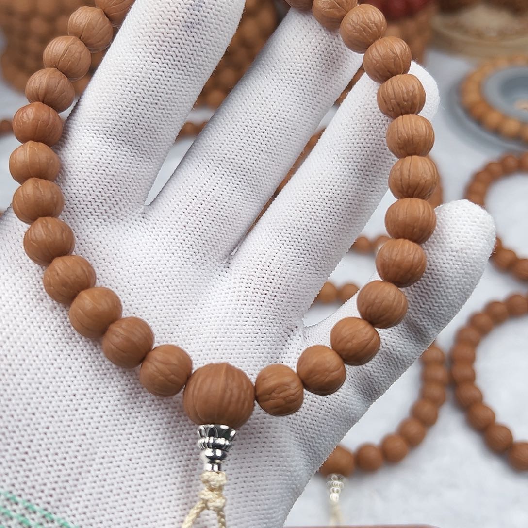 俊***赫猴头核桃手串南瓜