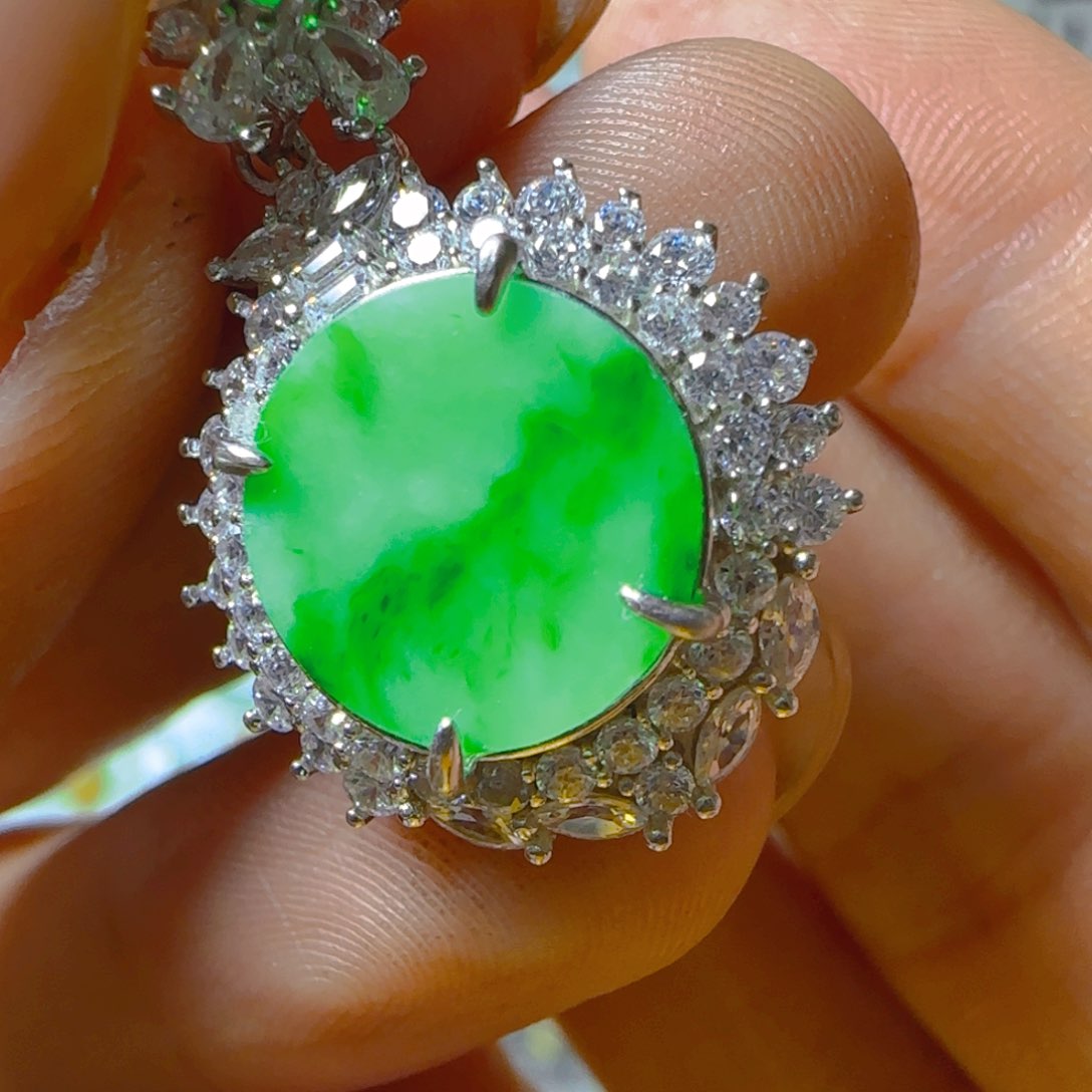 翡翠未镶嵌颈饰翡翠150