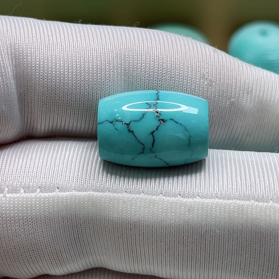 绿松石颈饰未镶嵌