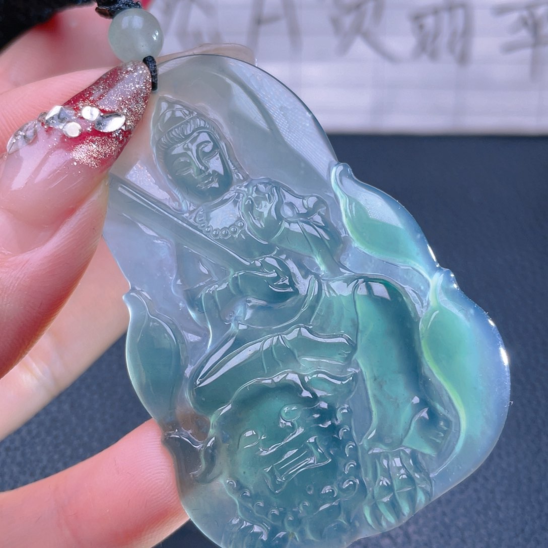 翡翠颈饰未镶嵌88888888888888