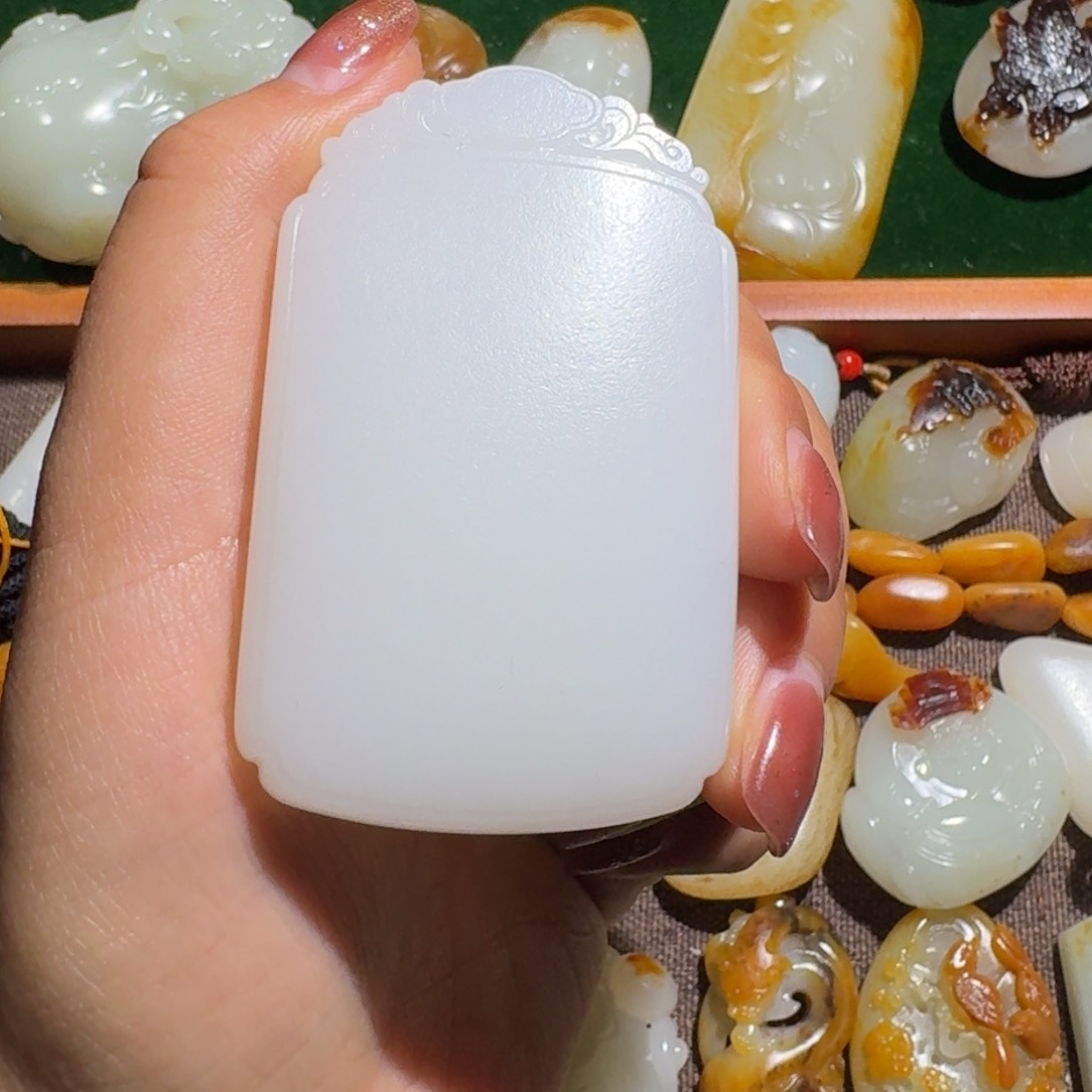 和田玉挂件未镶嵌昆****店