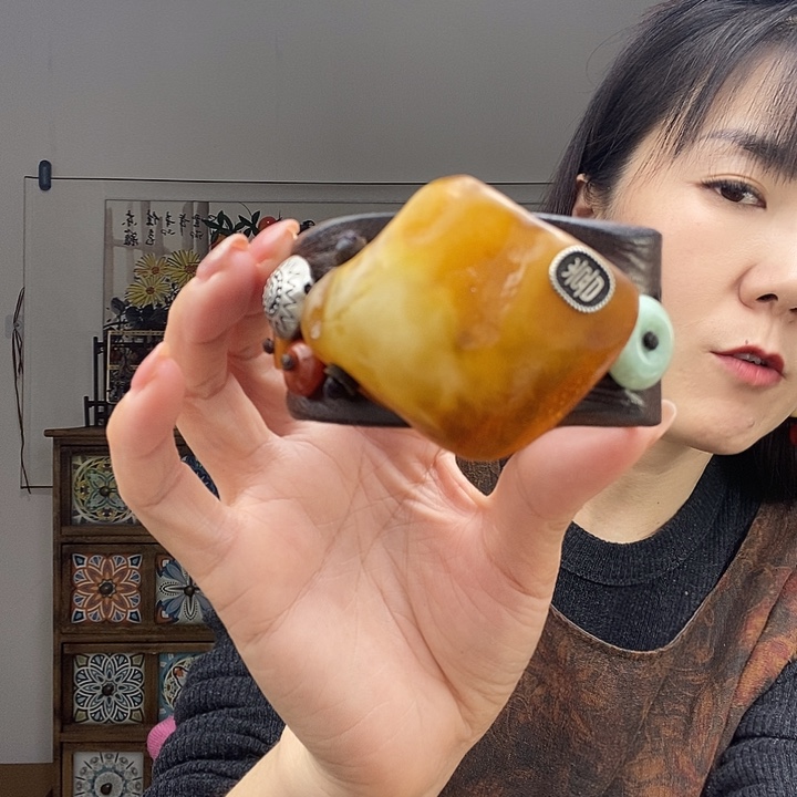 蜜蜡手镯未镶嵌手镯