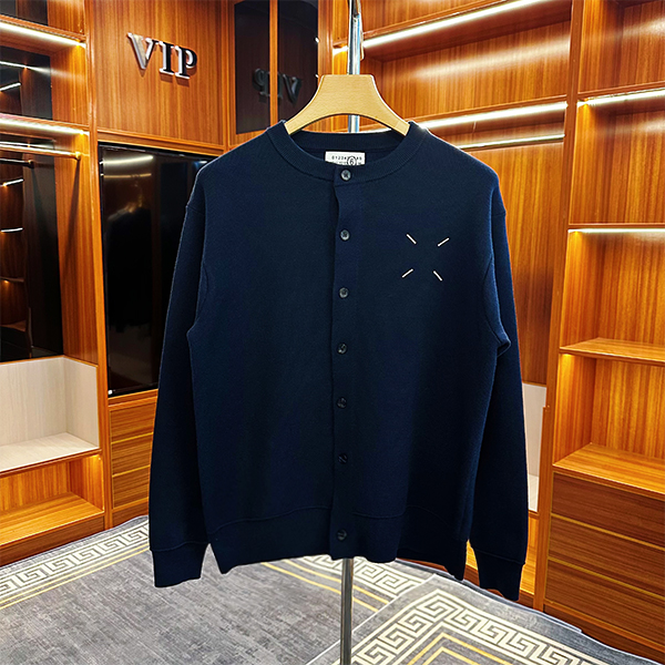 1号 莫代尔秋冬针织毛衣开衫纽扣版圆领百搭男士长袖 【8207】