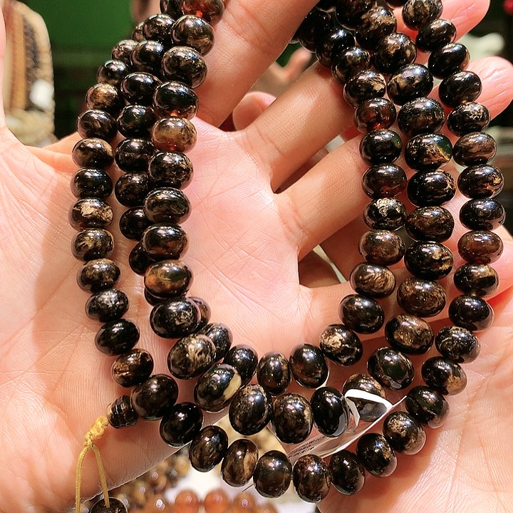 琥珀裸石未镶嵌9m黑花