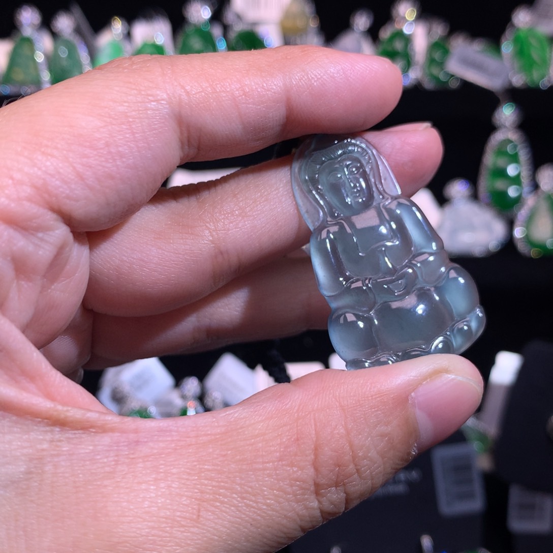 【闪购商品】颈饰银S925镶嵌翡翠