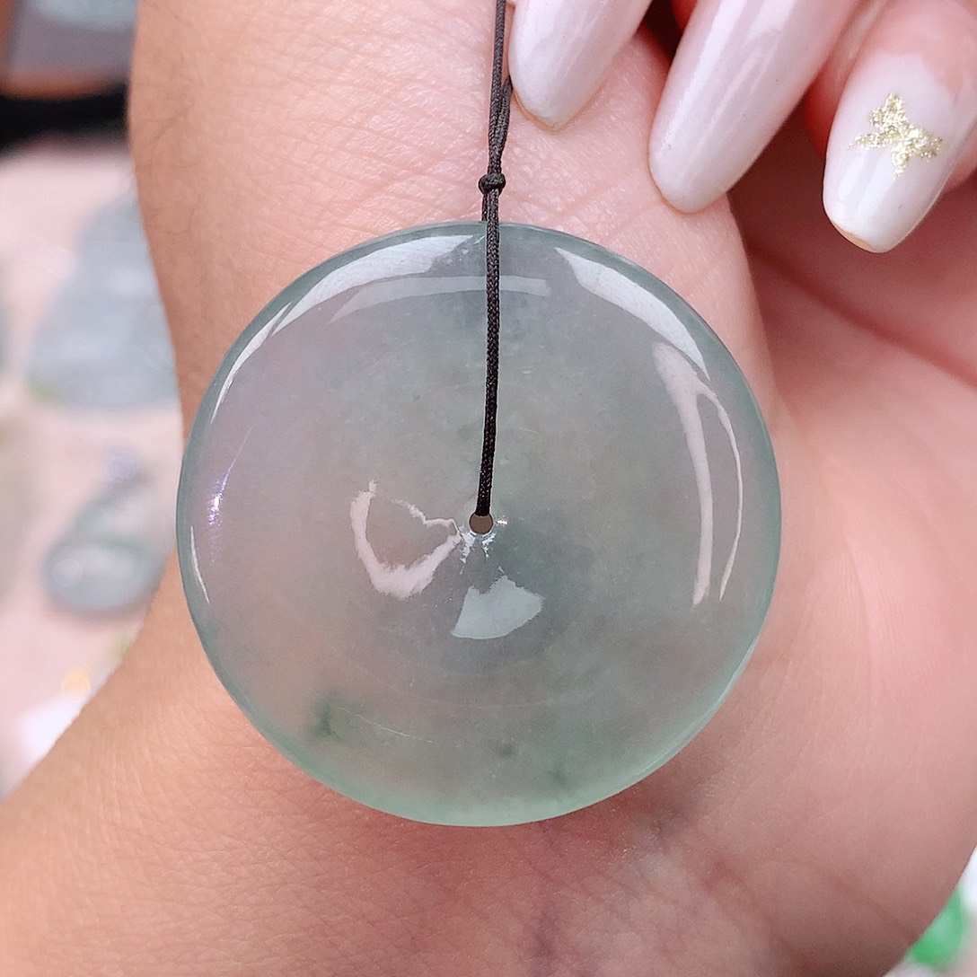 颈饰未镶嵌翡翠扣