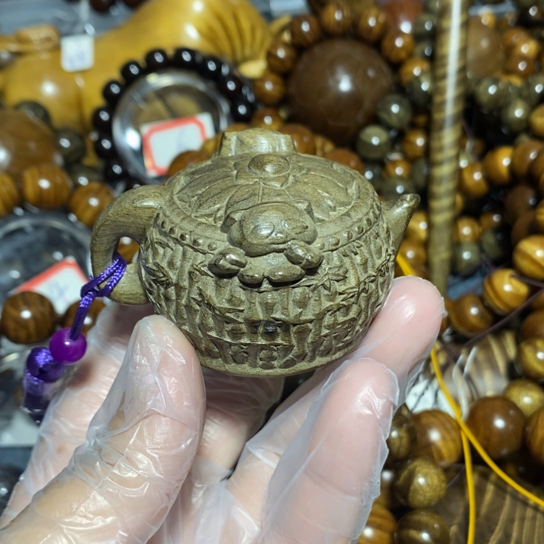 金丝楠木雕工艺品