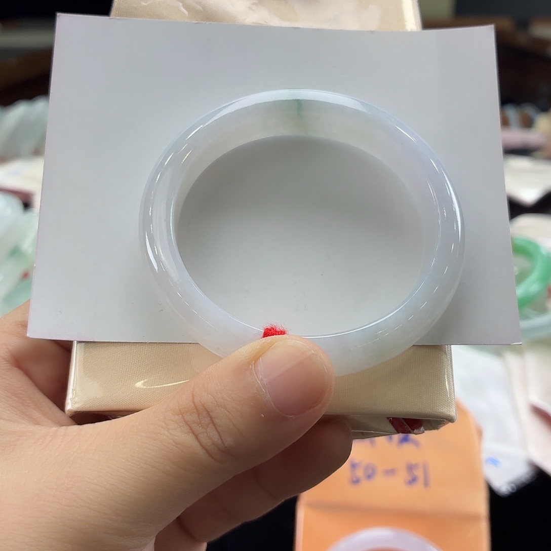翡翠未镶嵌手镯3号