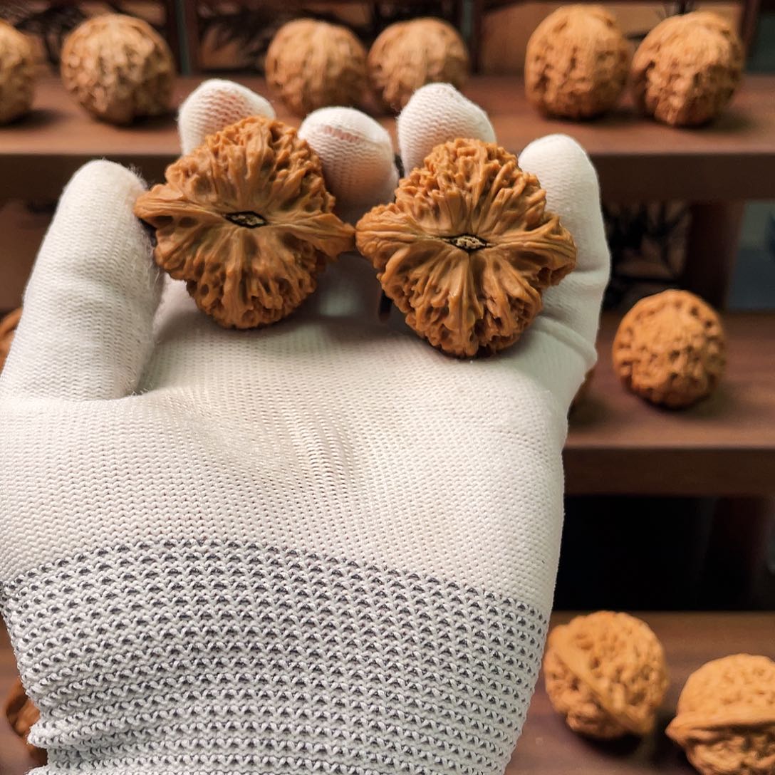 万***品吊坠文玩核桃南疆石