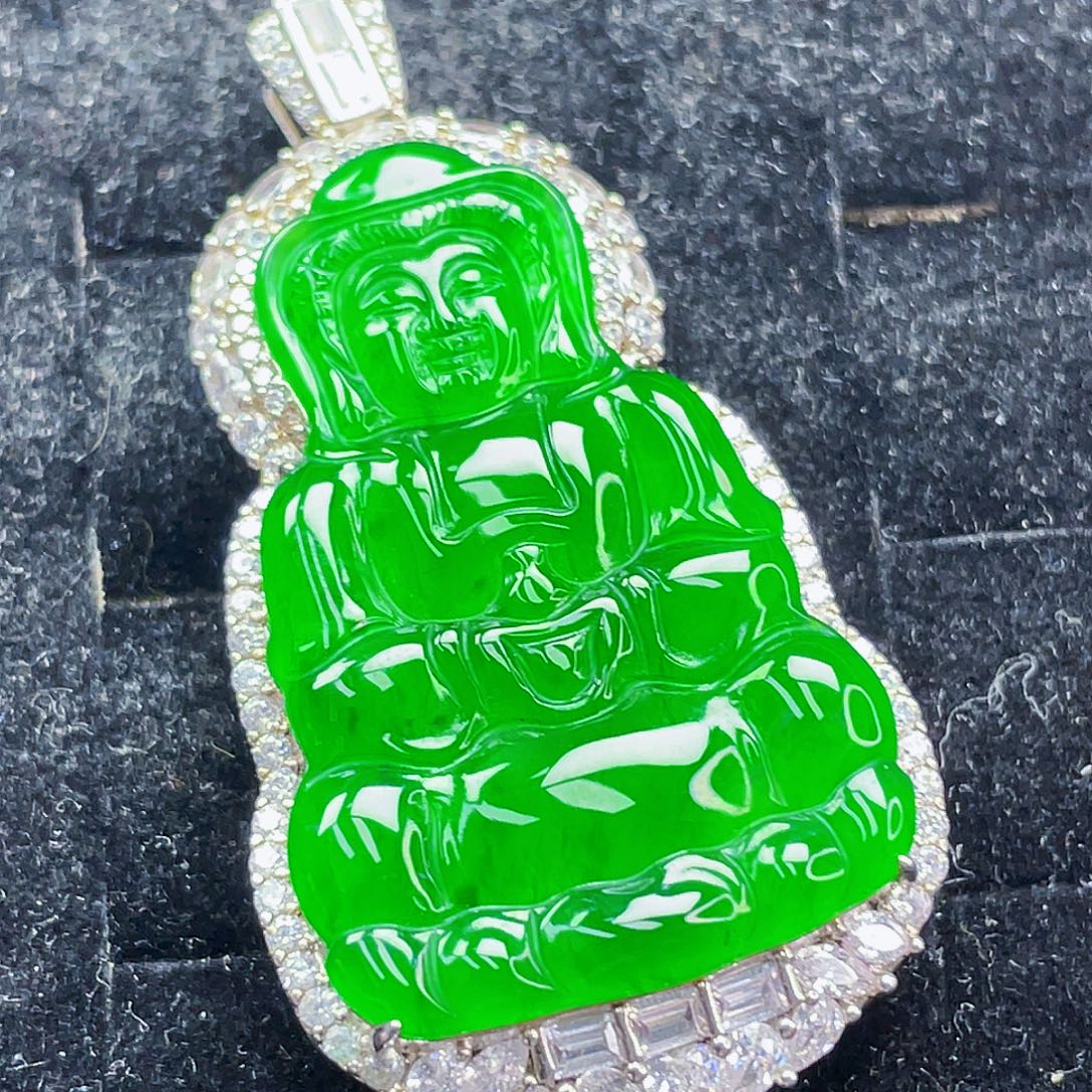 翡翠未镶嵌颈饰999