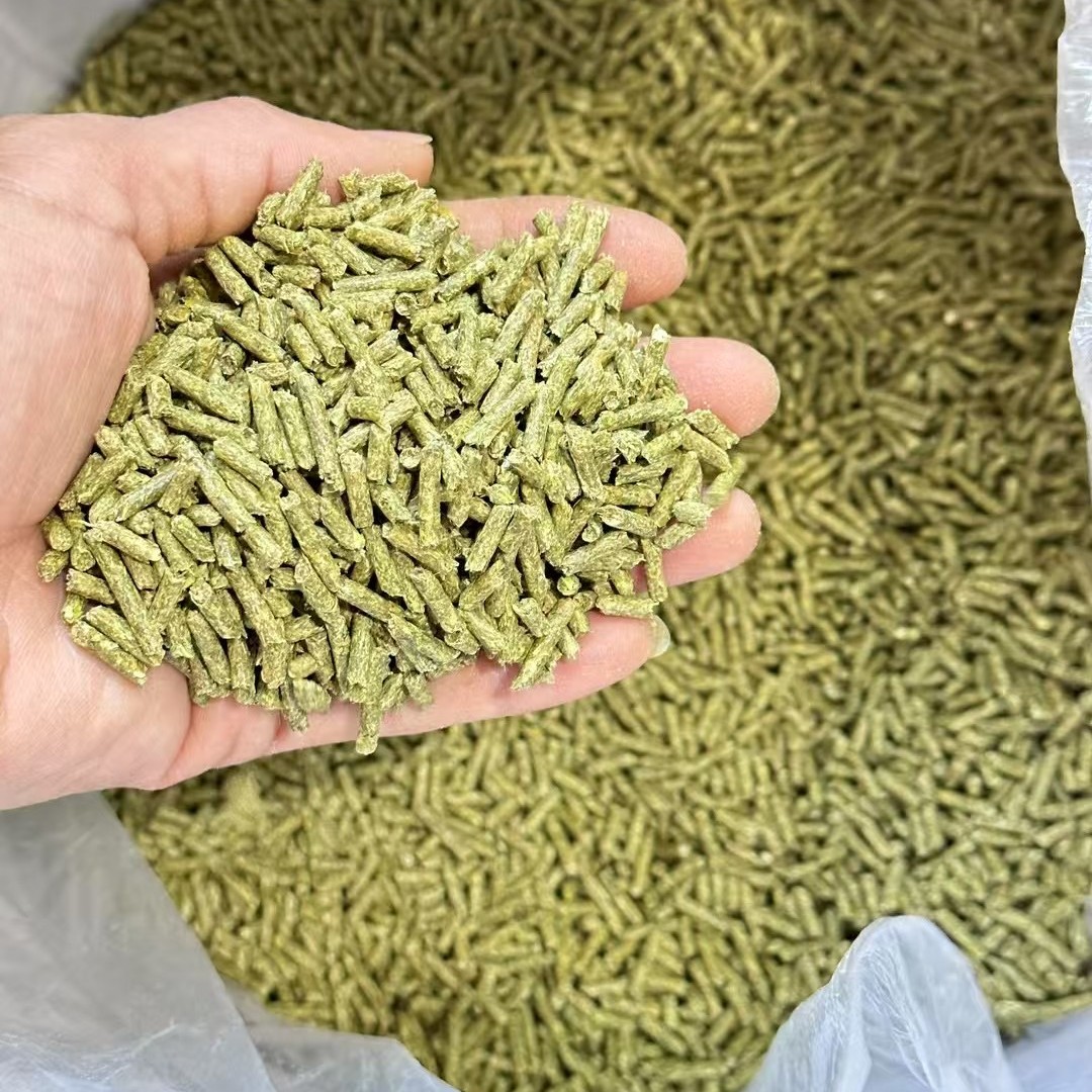 猪栗耶家自用粮 草本配方含各种微量元素五斤装