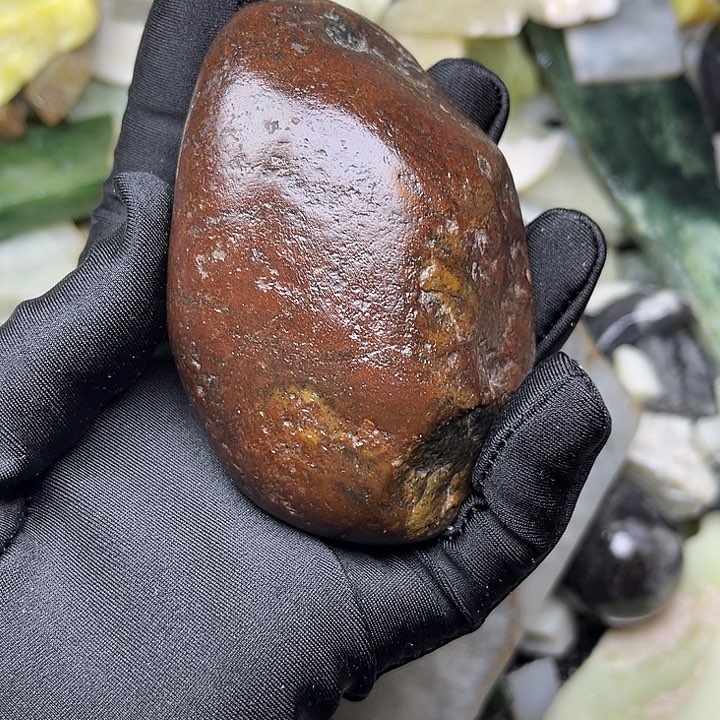 未镶嵌和田玉（翠青玉）珠宝奇石