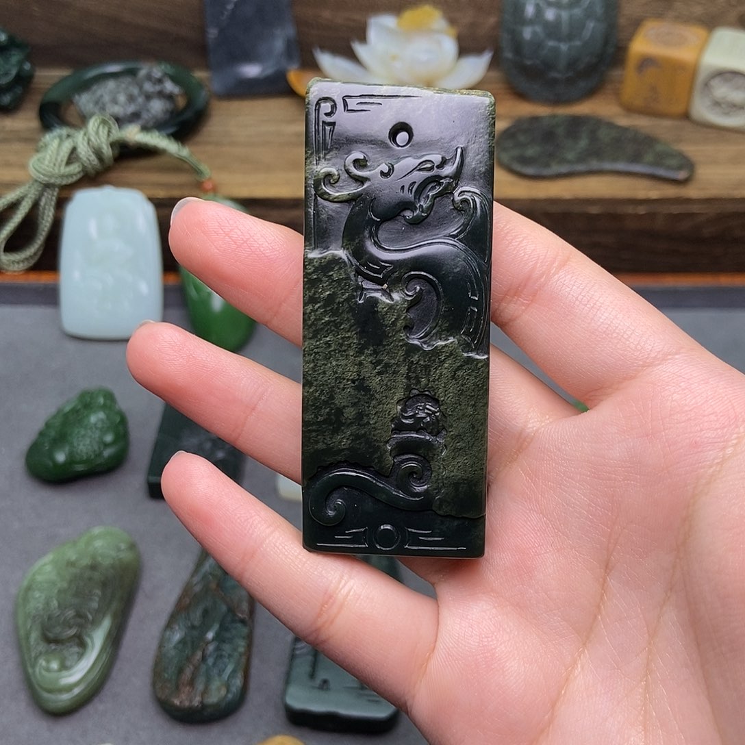 颈饰未镶嵌和田玉天**远