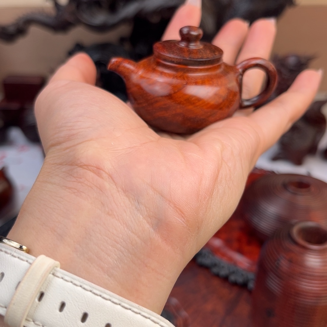 用****7印度小叶紫檀把把壶