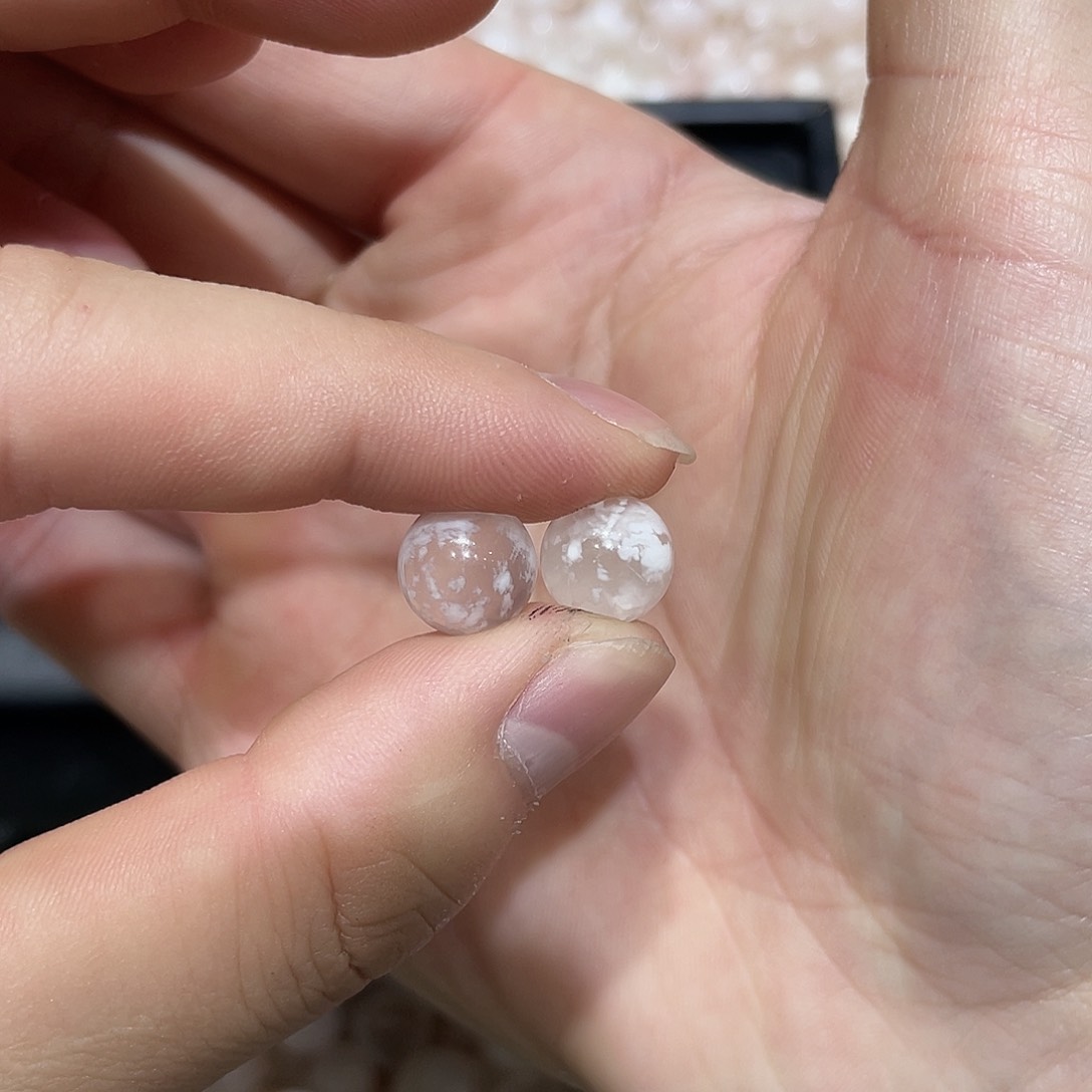 水晶珠宝半成品未镶嵌呼打孔，不退不换