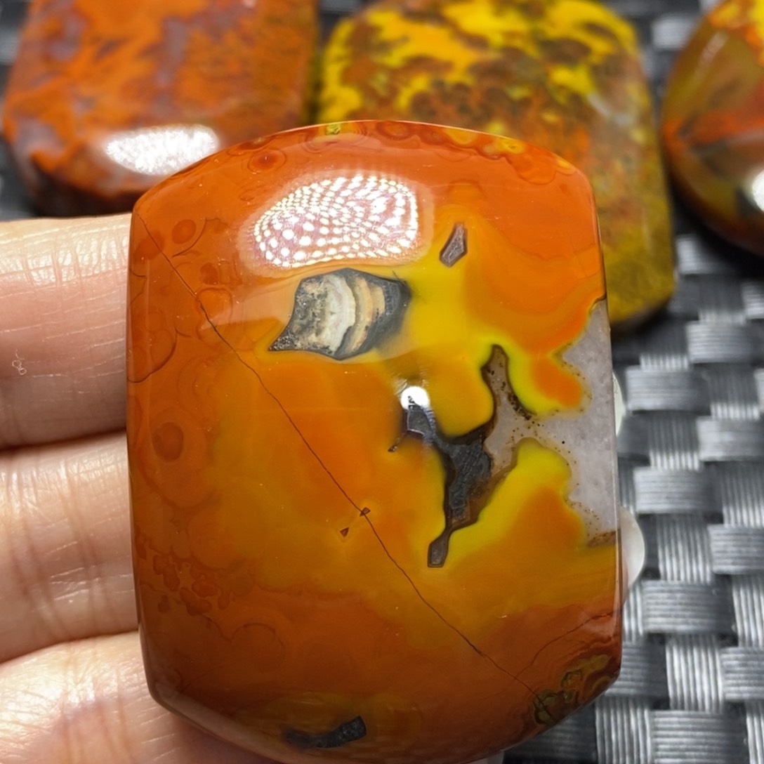 玛瑙/玉髓挂件未镶嵌