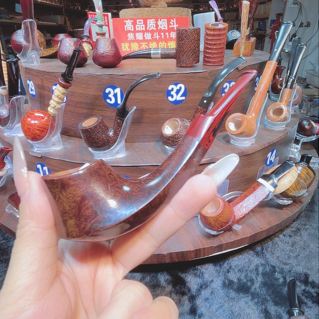 维*多焦耀烟斗一小火山