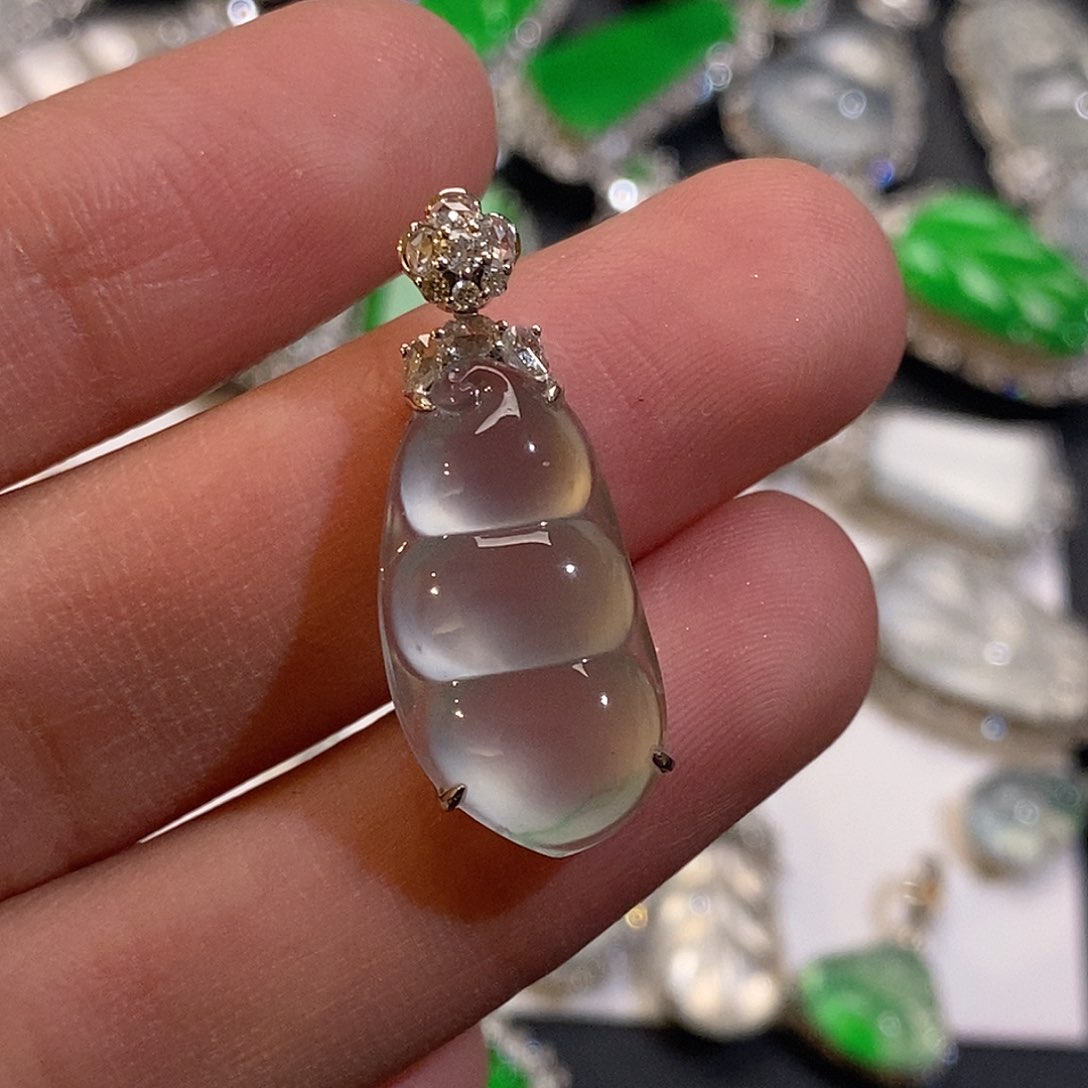 翡翠颈饰18K金镶嵌天然缅甸A货翡翠