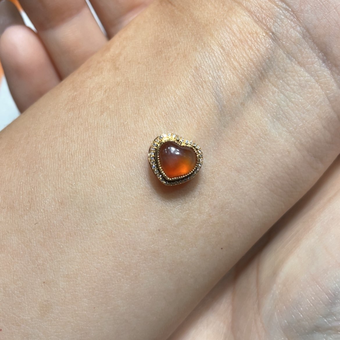 【闪购商品】翡翠吊坠(不含链)18K金镶嵌