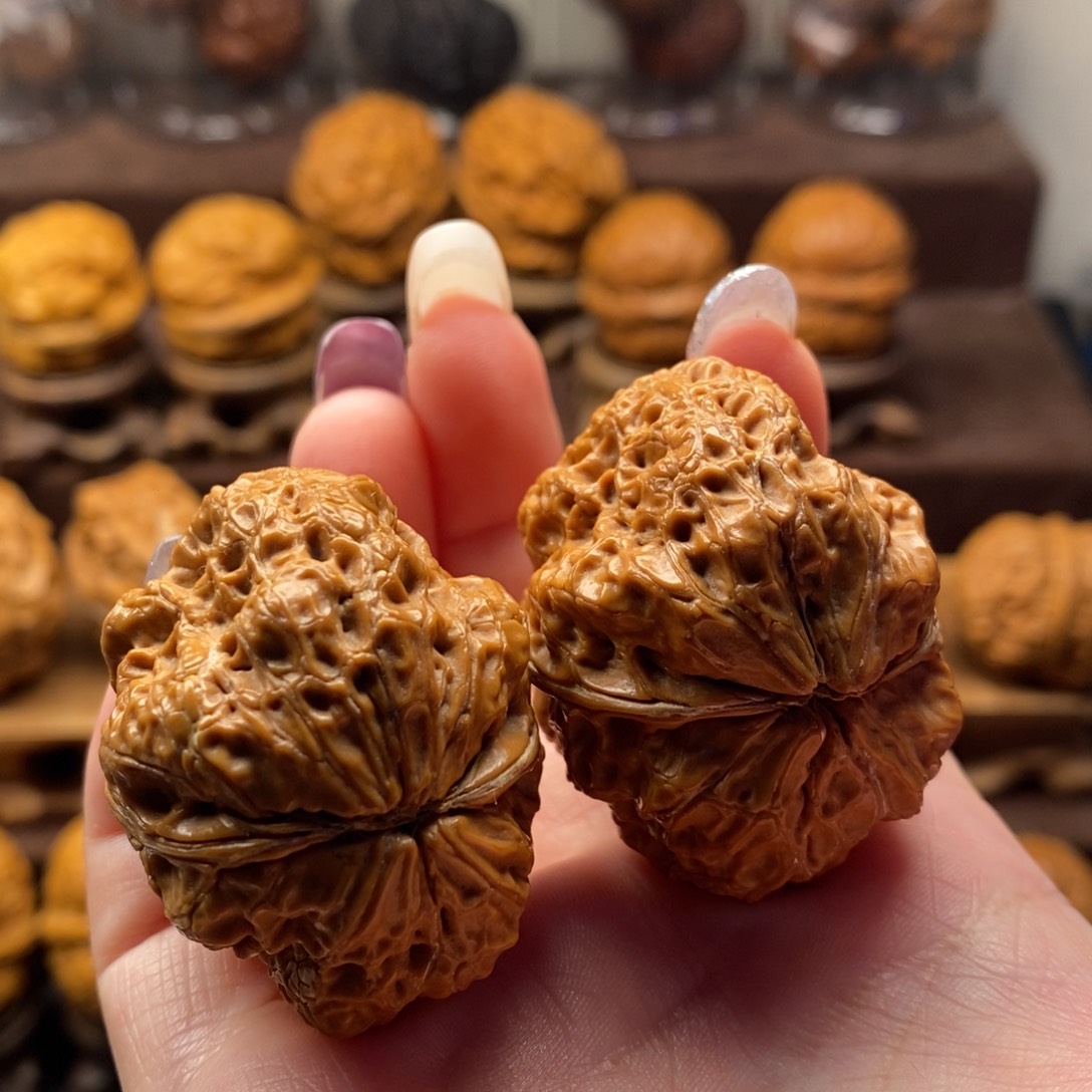 文玩核桃把件41蝴蝶蟾