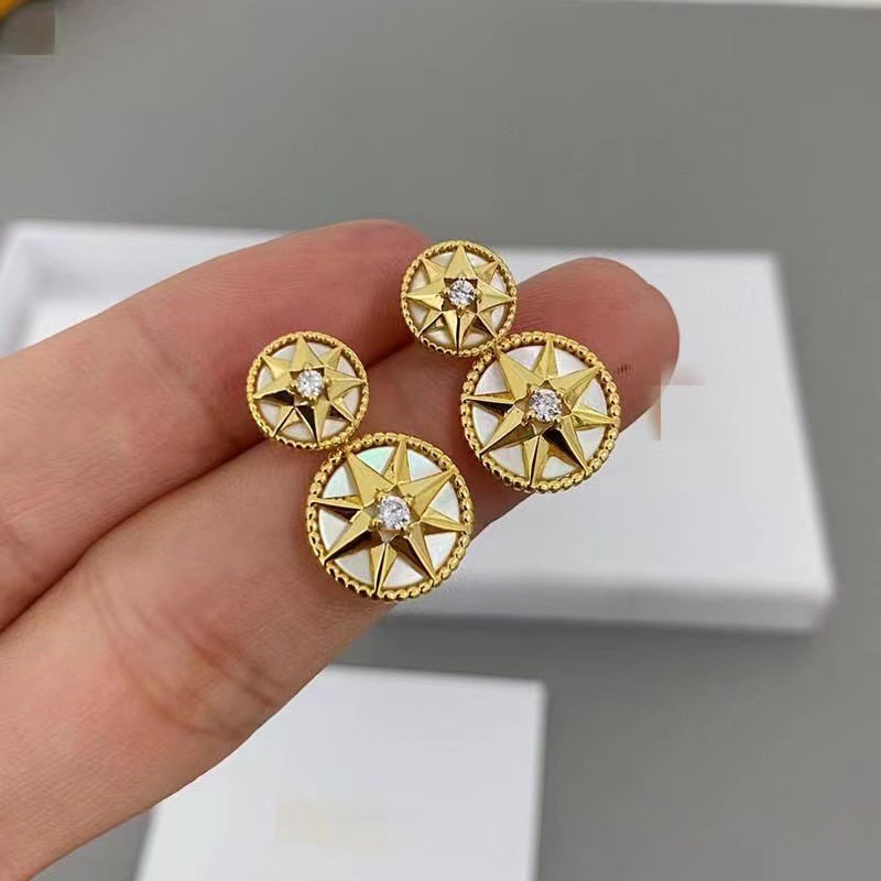 合金耳饰 161号25年小众设计新款白色贝罗盘耳钉女高级感个性气质