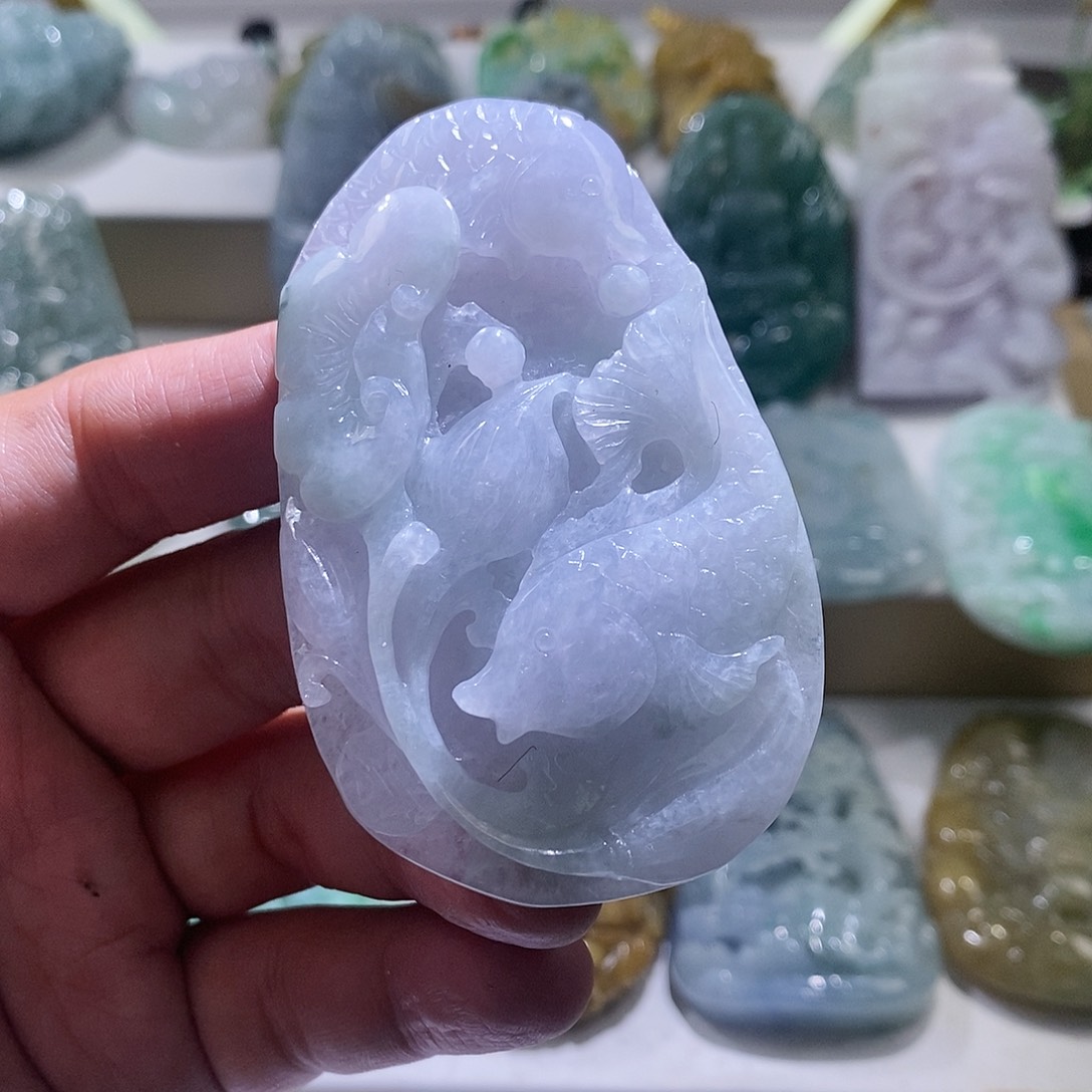 【闪购商品】翡翠颈饰未镶嵌鱼