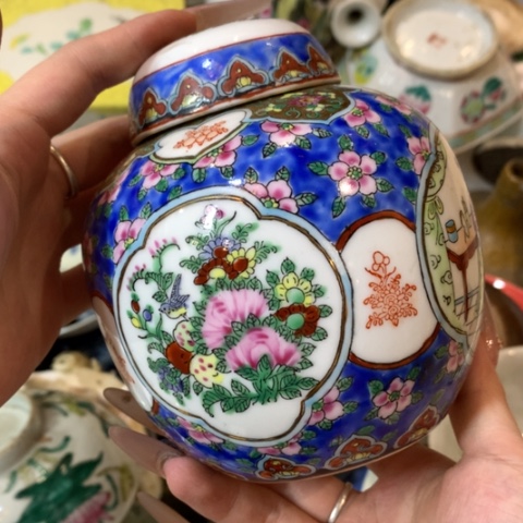陶瓷杨**?                 