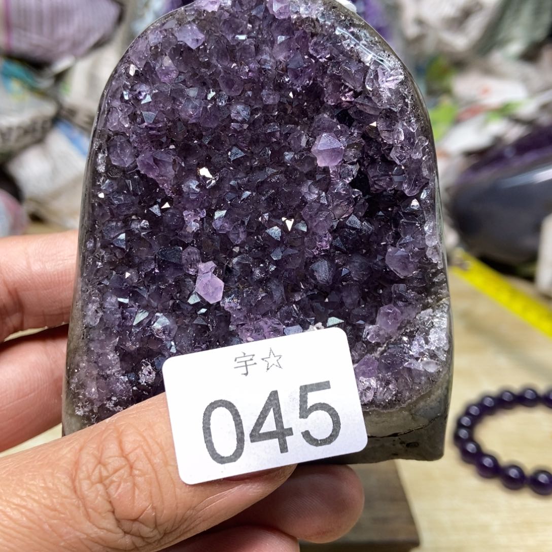 紫晶天然水晶摆件未镶嵌