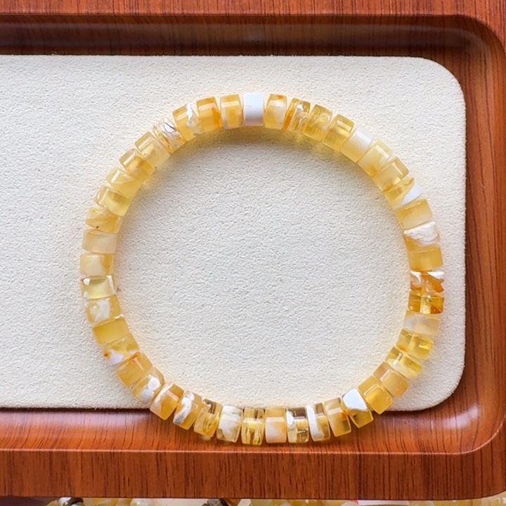 时***年未镶嵌琥珀裸石6.6mm裸发