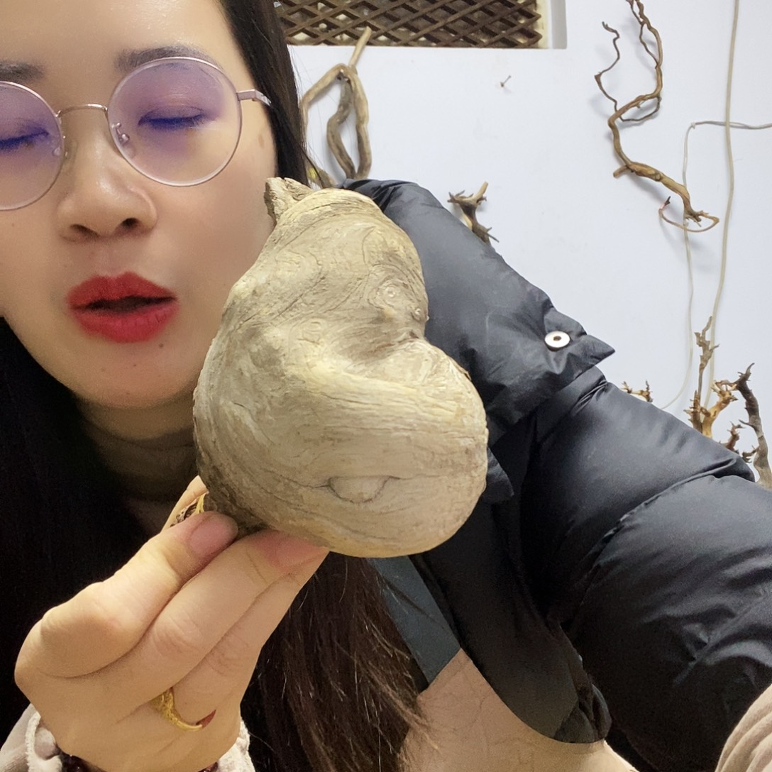 大***简香榧木今天晚上吃什么