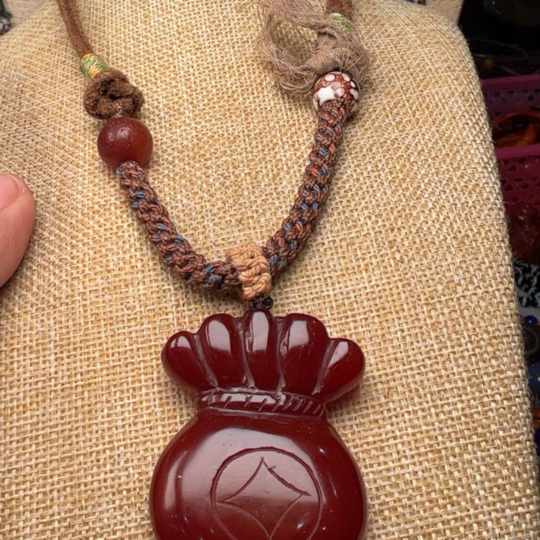 玛瑙/玉髓颈饰未镶嵌