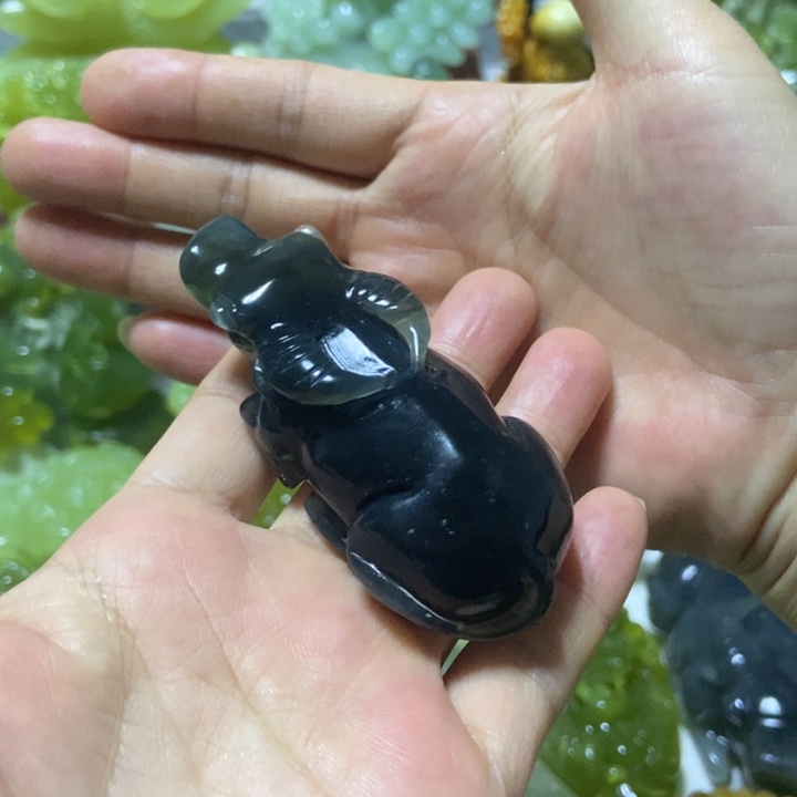 【闪购商品】未镶嵌蛇纹石玉把件