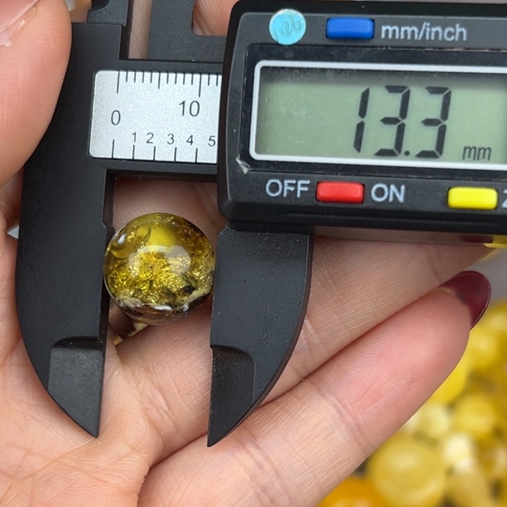 琥珀裸石未镶嵌微瑕204