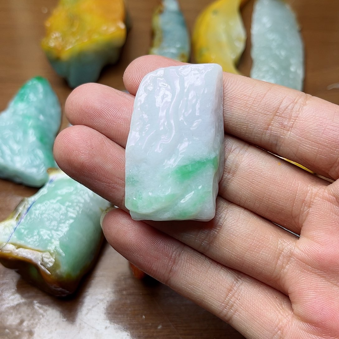 定制翡翠未镶嵌翡翠