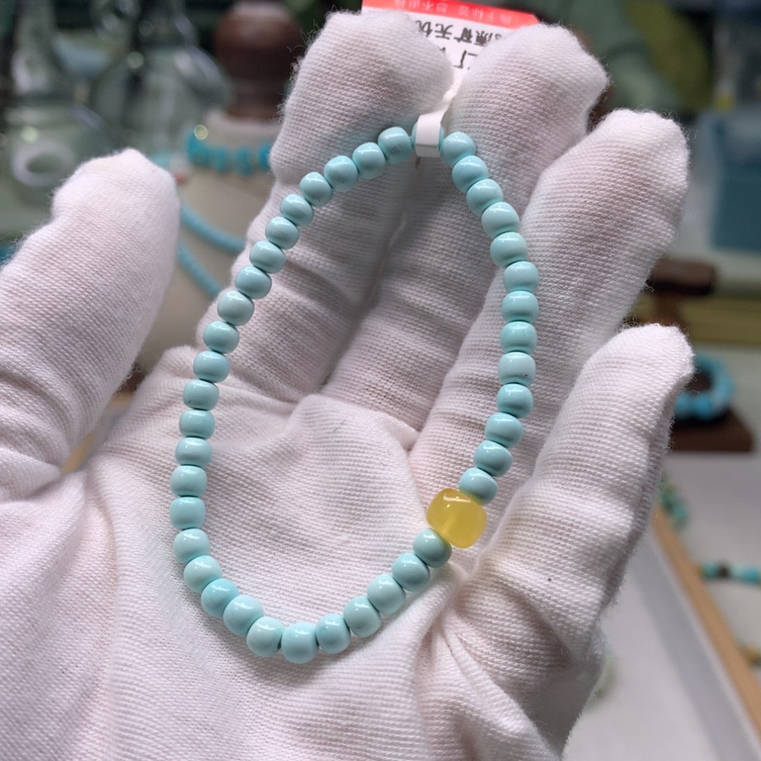 绿松石配饰未镶嵌上****A