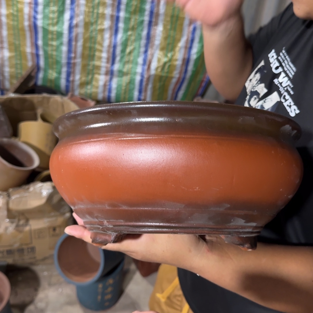 紫砂花盆瑕疵和瑕疵