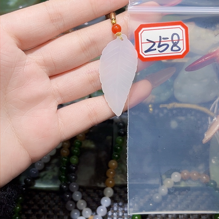 和田玉和田玉边角料随机发未镶嵌