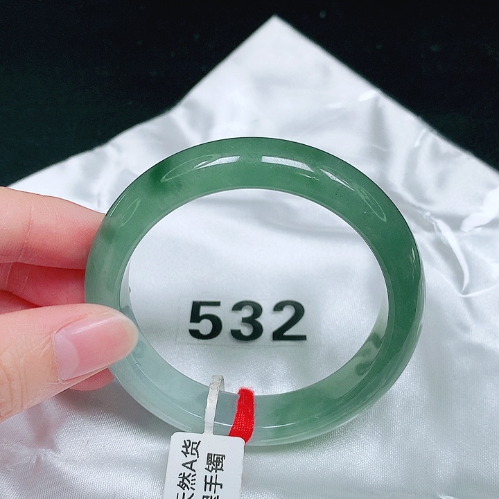 翡翠未镶嵌手镯翡翠手镯未镶嵌