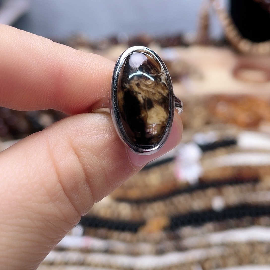 琥珀裸石未镶嵌狼**里大