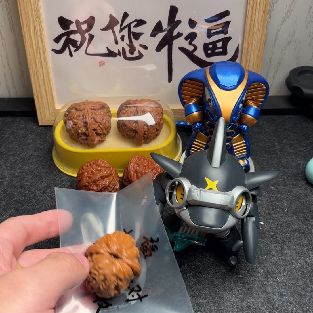 吊坠文玩核桃哈哈