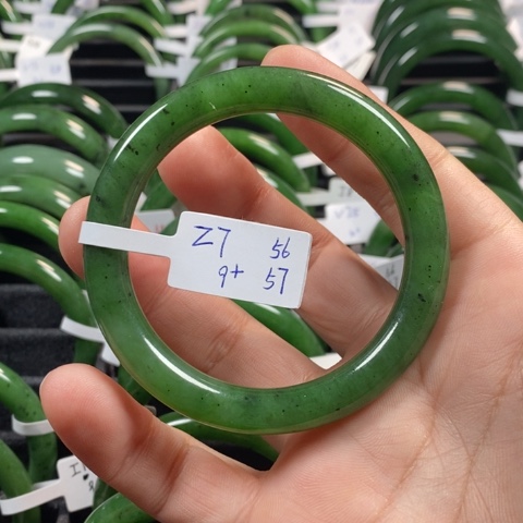 和田玉（碧玉）手镯未镶嵌