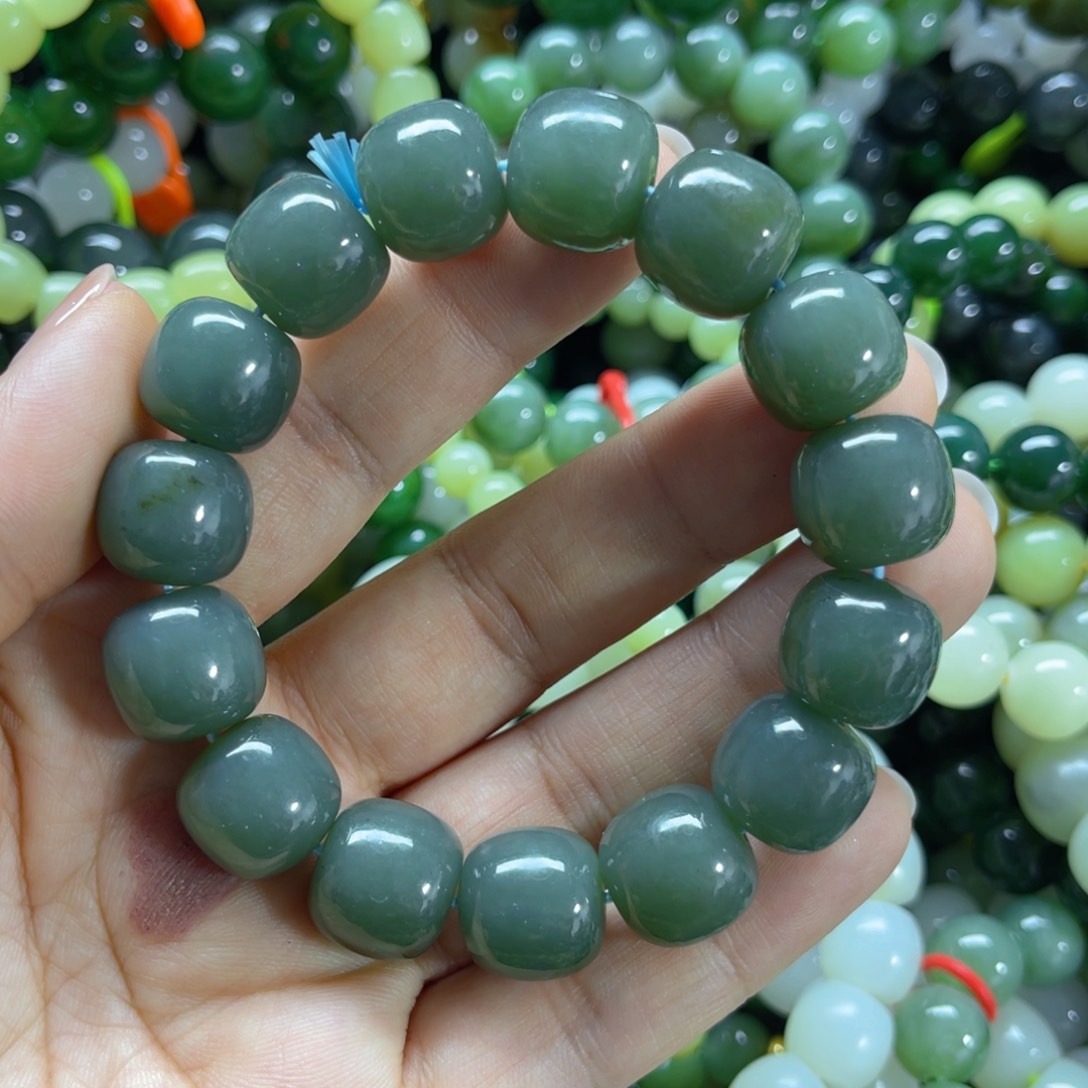 手链未镶嵌和田玉