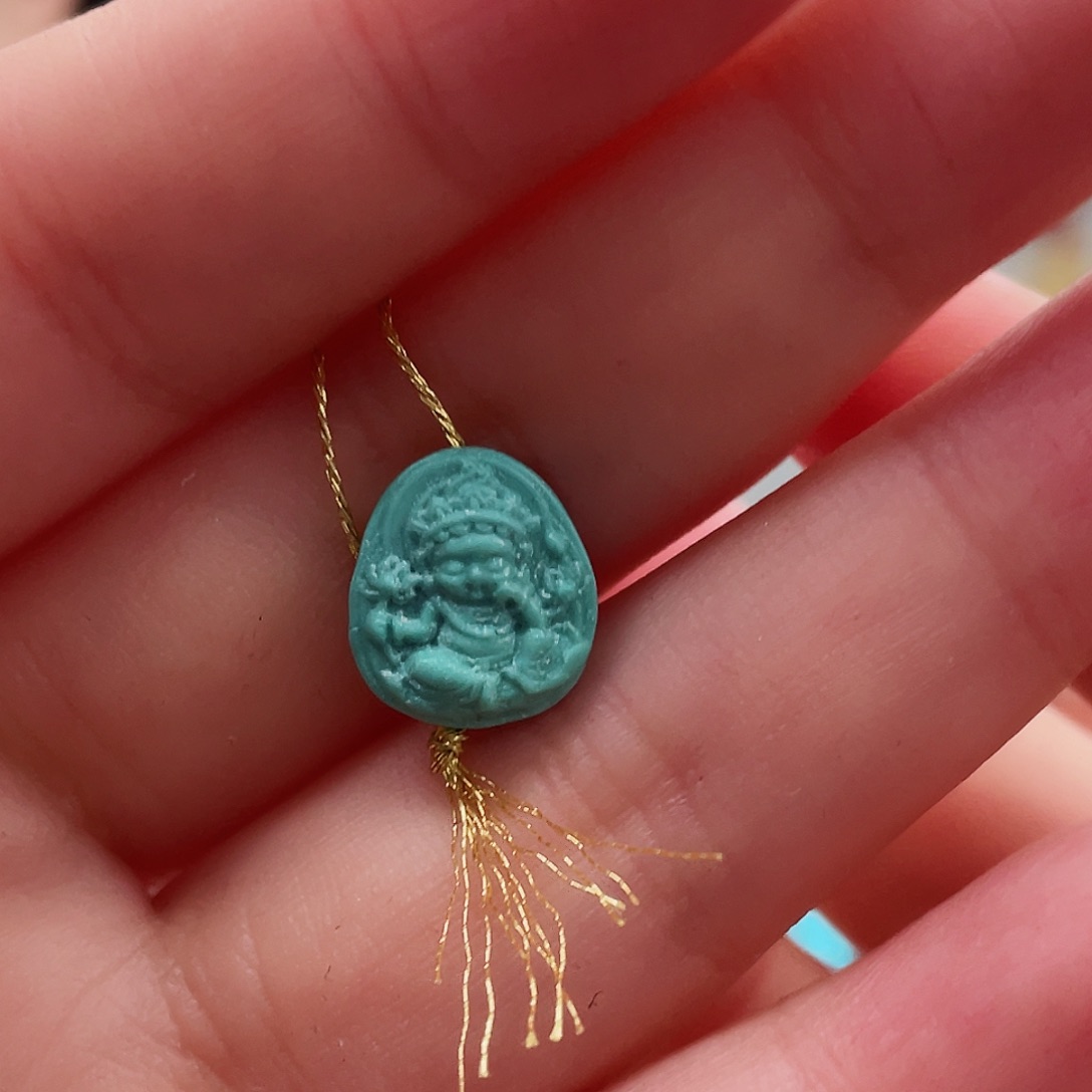 绿松石颈饰未镶嵌