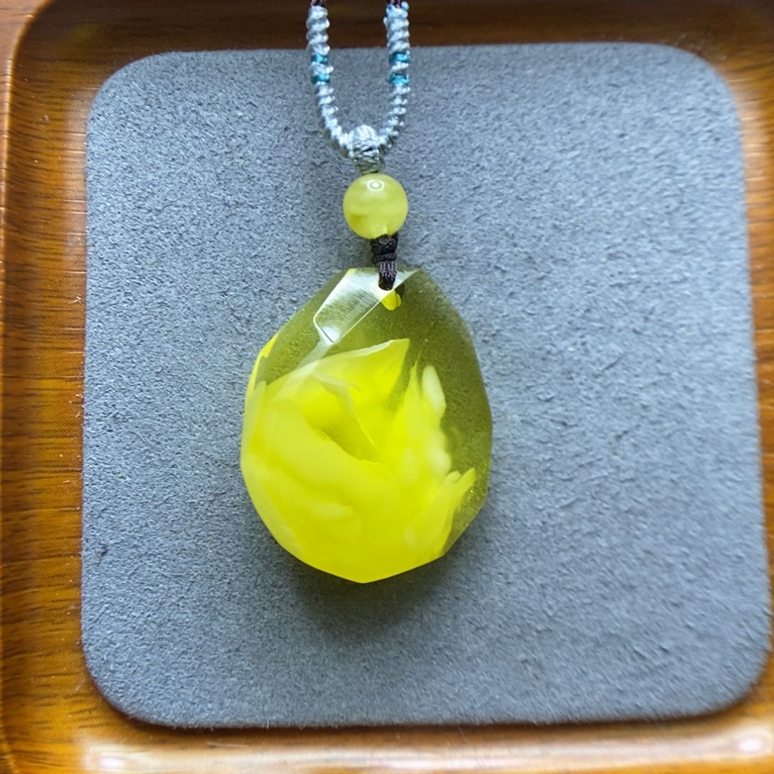 蜜蜡颈饰未镶嵌郎