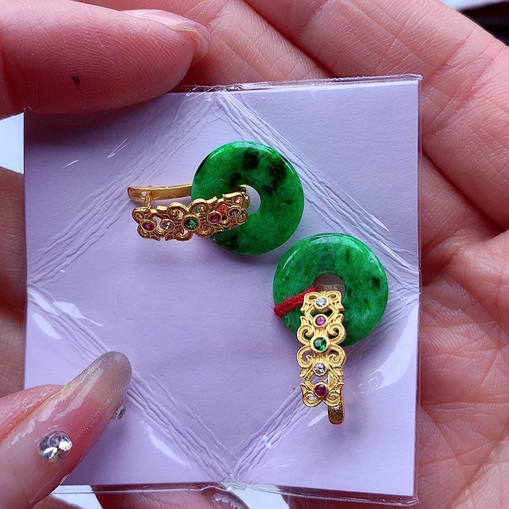 翡翠颈饰银S925镶嵌翡翠