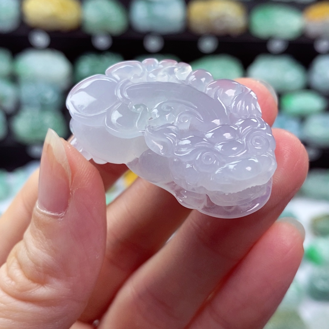 翡翠颈饰未镶嵌天然