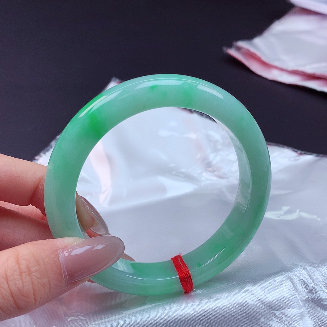 未镶嵌手镯翡翠57