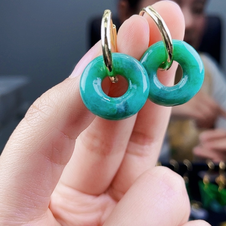 翡翠耳饰未镶嵌饰品