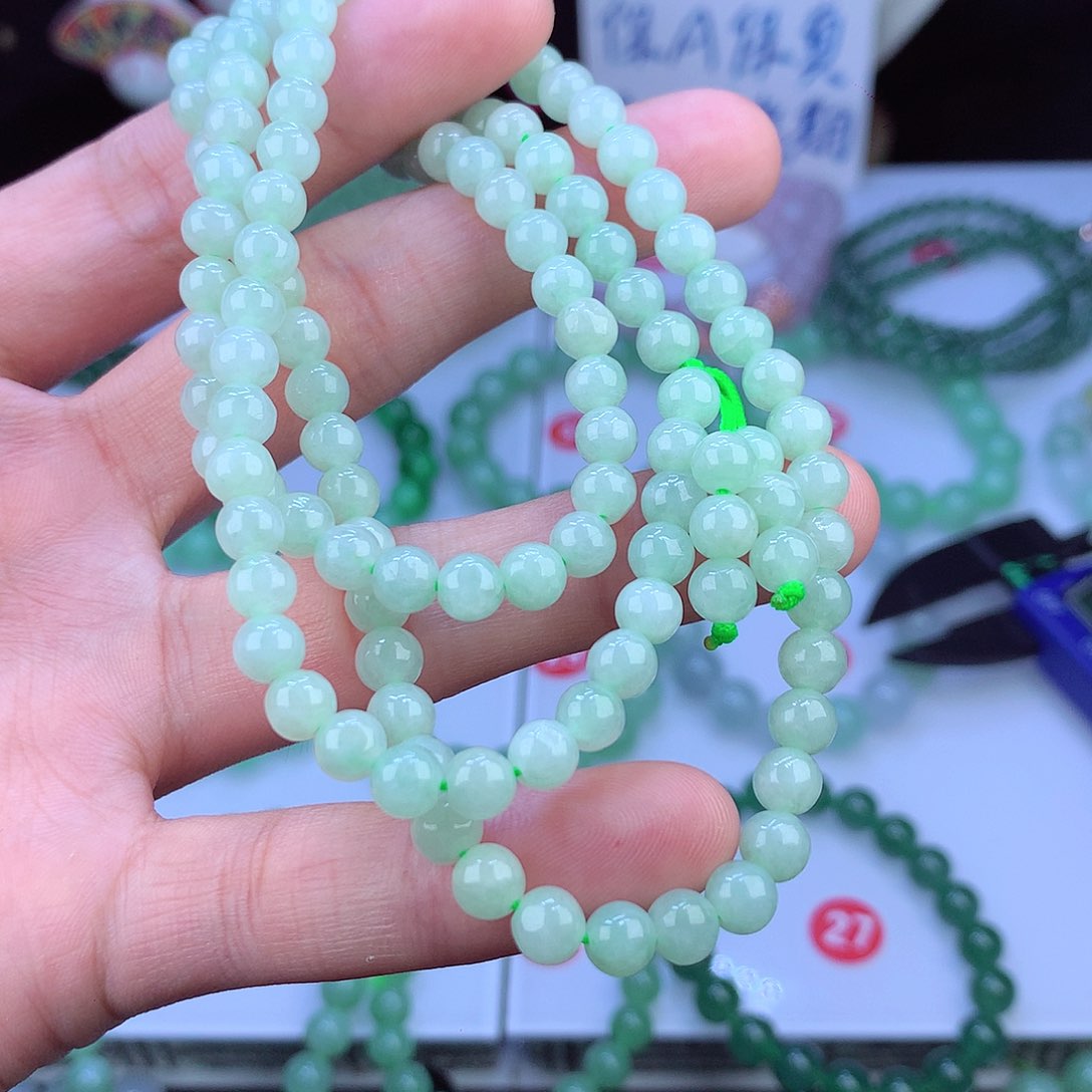 翡翠毛衣链未镶嵌