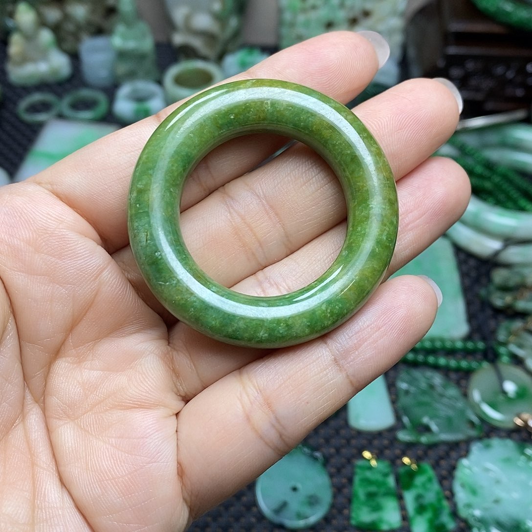 翡翠挂件未镶嵌花***菊缅甸天然翡翠加沙环